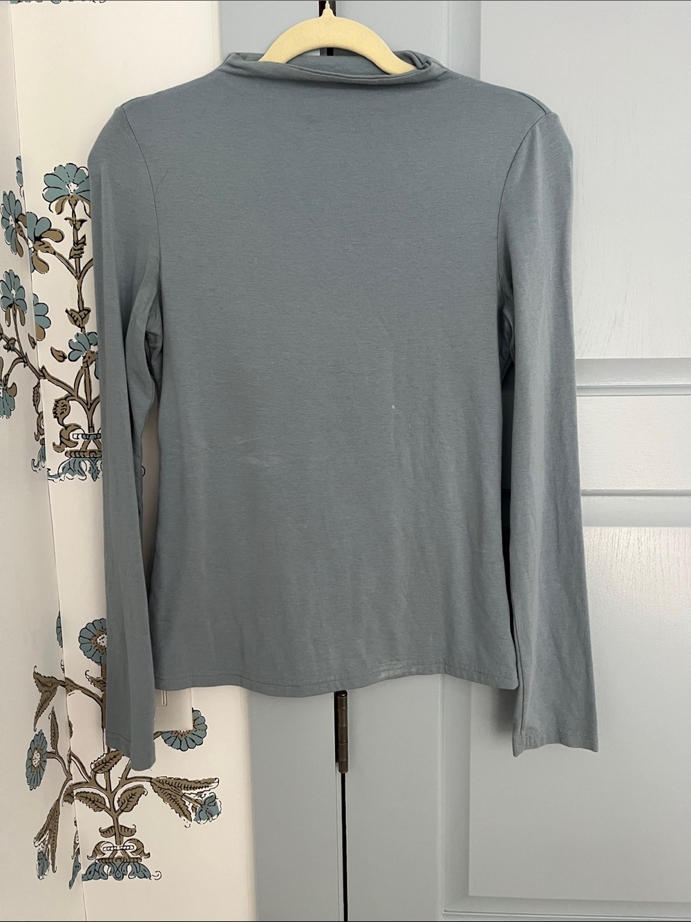 Pinky Ladies Long Sleeve Crew Neck Top - Light Gray